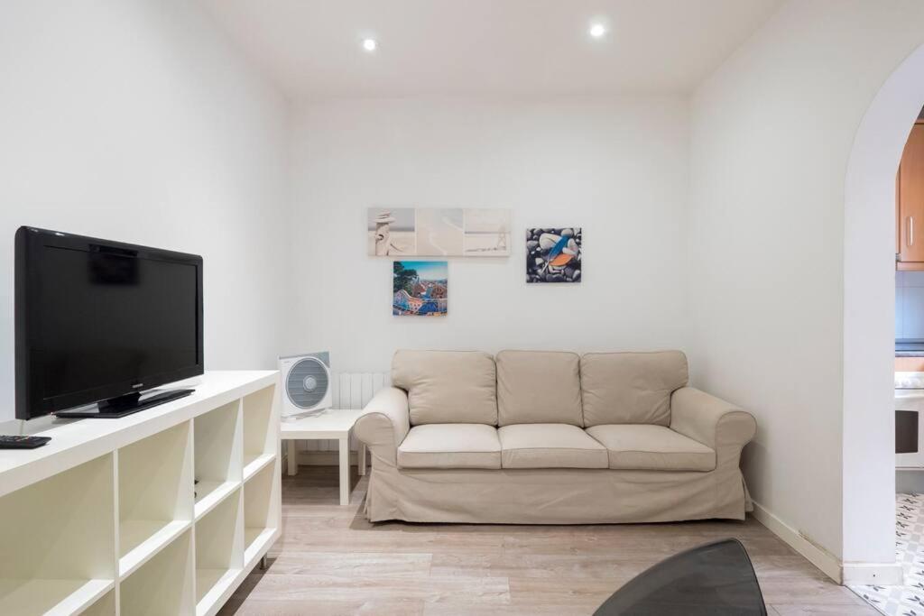 Bebarceloner Poble Nou Apartaments - 2 Bedroom מראה חיצוני תמונה