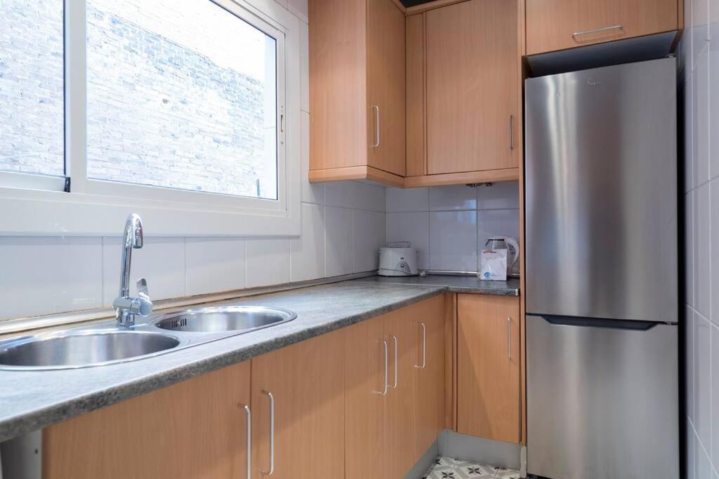 Bebarceloner Poble Nou Apartaments - 2 Bedroom מראה חיצוני תמונה