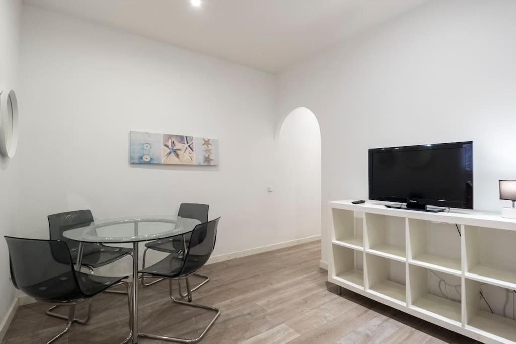 Bebarceloner Poble Nou Apartaments - 2 Bedroom מראה חיצוני תמונה